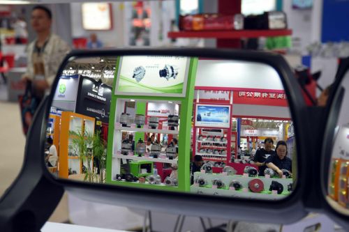 1700多家企業(yè)帶拳頭產(chǎn)品來漢，“辦汽配展離不開武漢”(圖1)
