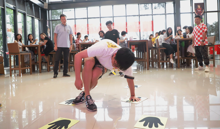 “喜迎軍運盛會，共享美好生活” 武漢體育中心開展“七夕”主題活動(圖5)