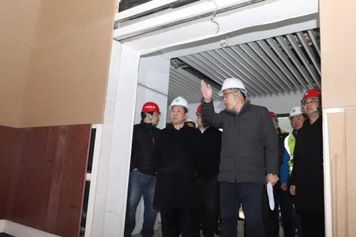 市委常委、宣傳部長張世華調(diào)研軍運會主媒體中心(圖3)