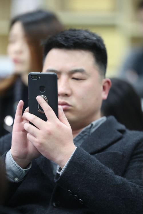 拿起手機當記者 ▏武漢體育中心舉辦手機攝影專題培訓(xùn)(圖5)
