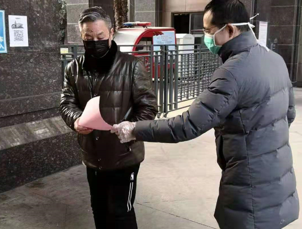 今天，我們繼續(xù)奮戰(zhàn)在“戰(zhàn)疫”一線(圖4)