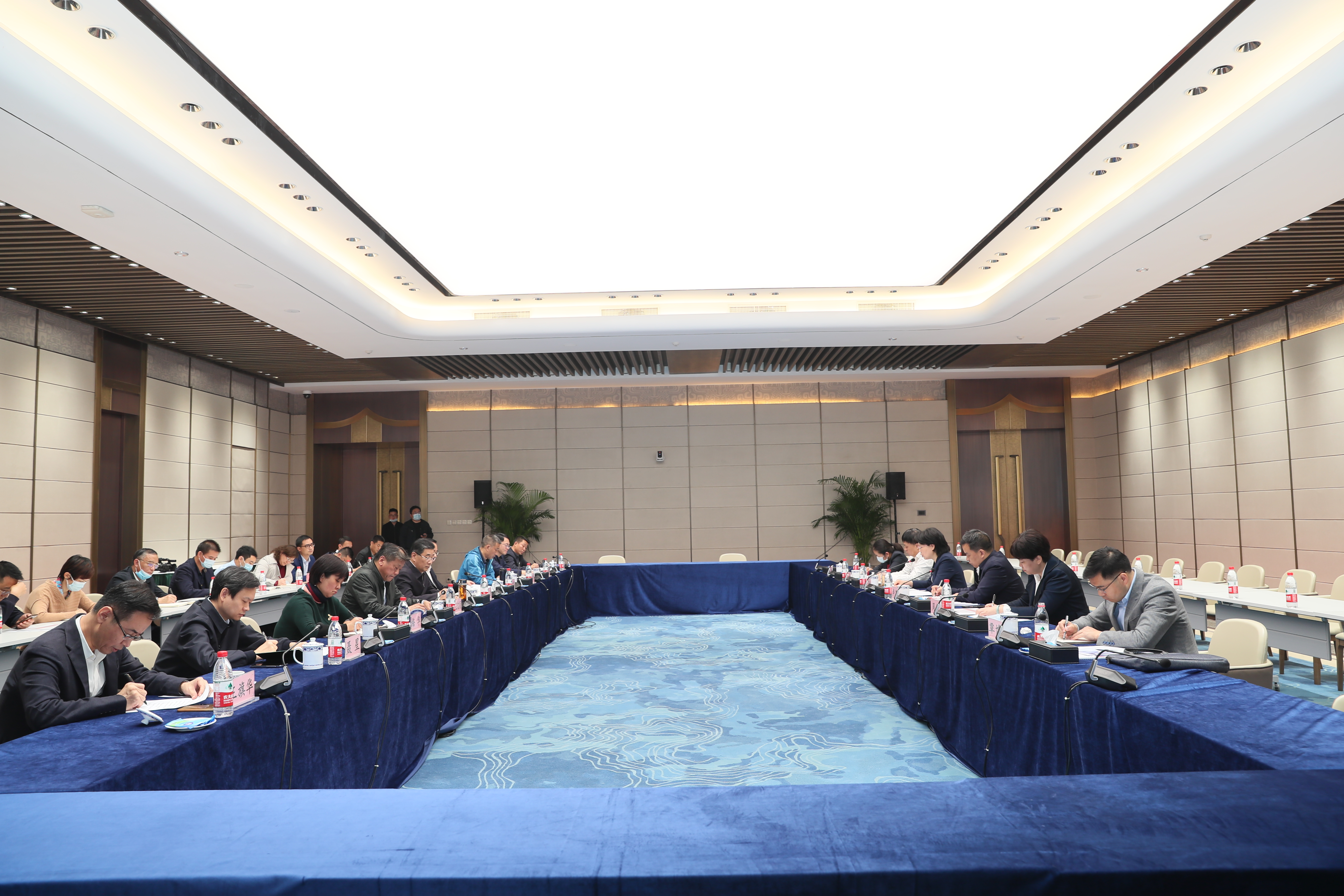 副省長(zhǎng)肖菊華來公司調(diào)研：武漢體育中心在做好軍運(yùn)會(huì)“后半篇文章”中具有標(biāo)桿意義(圖4)