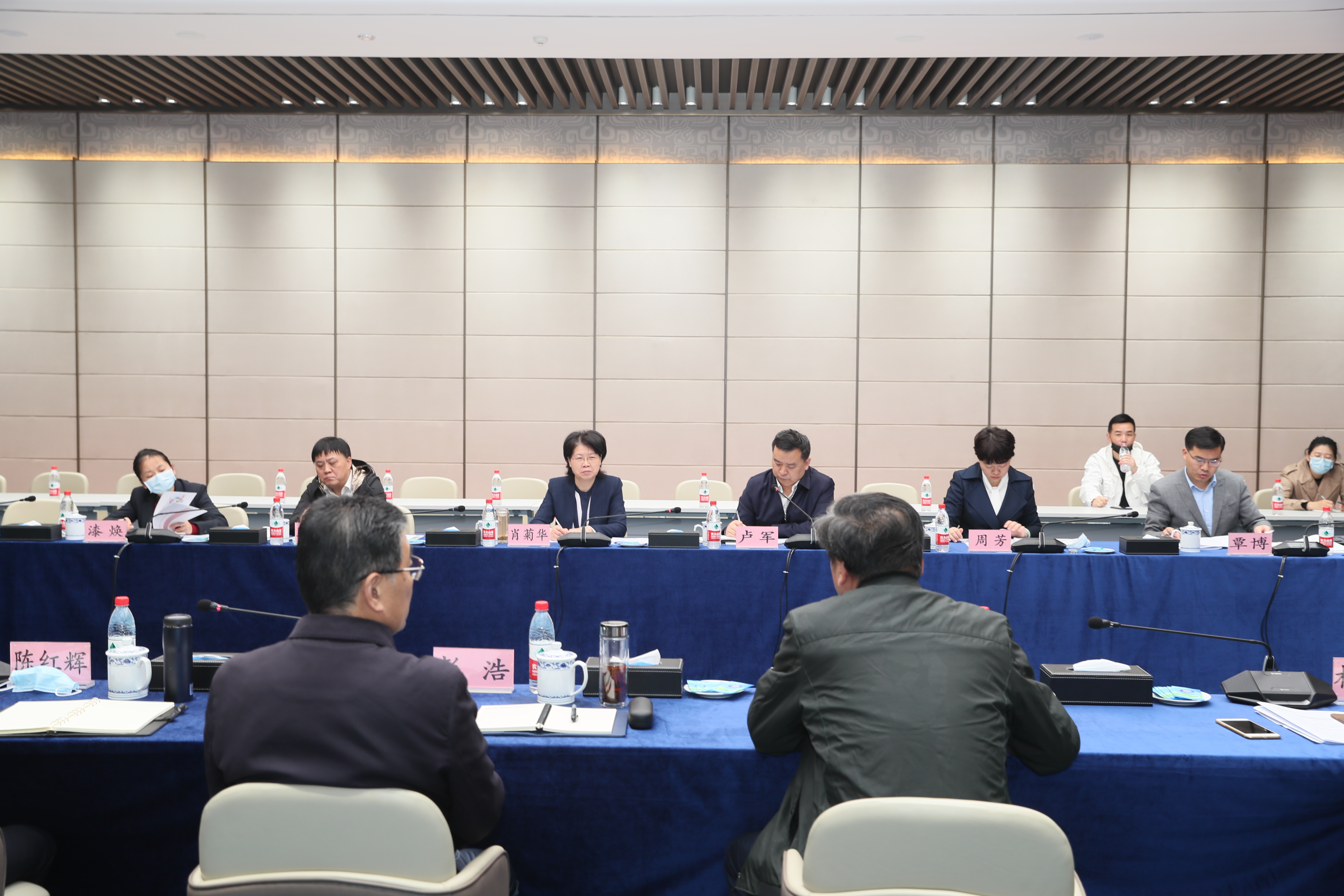 副省長(zhǎng)肖菊華來公司調(diào)研：武漢體育中心在做好軍運(yùn)會(huì)“后半篇文章”中具有標(biāo)桿意義(圖11)